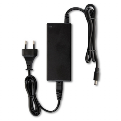 LED napájecí zdroj 24V DC  60W do zásuvky SCH